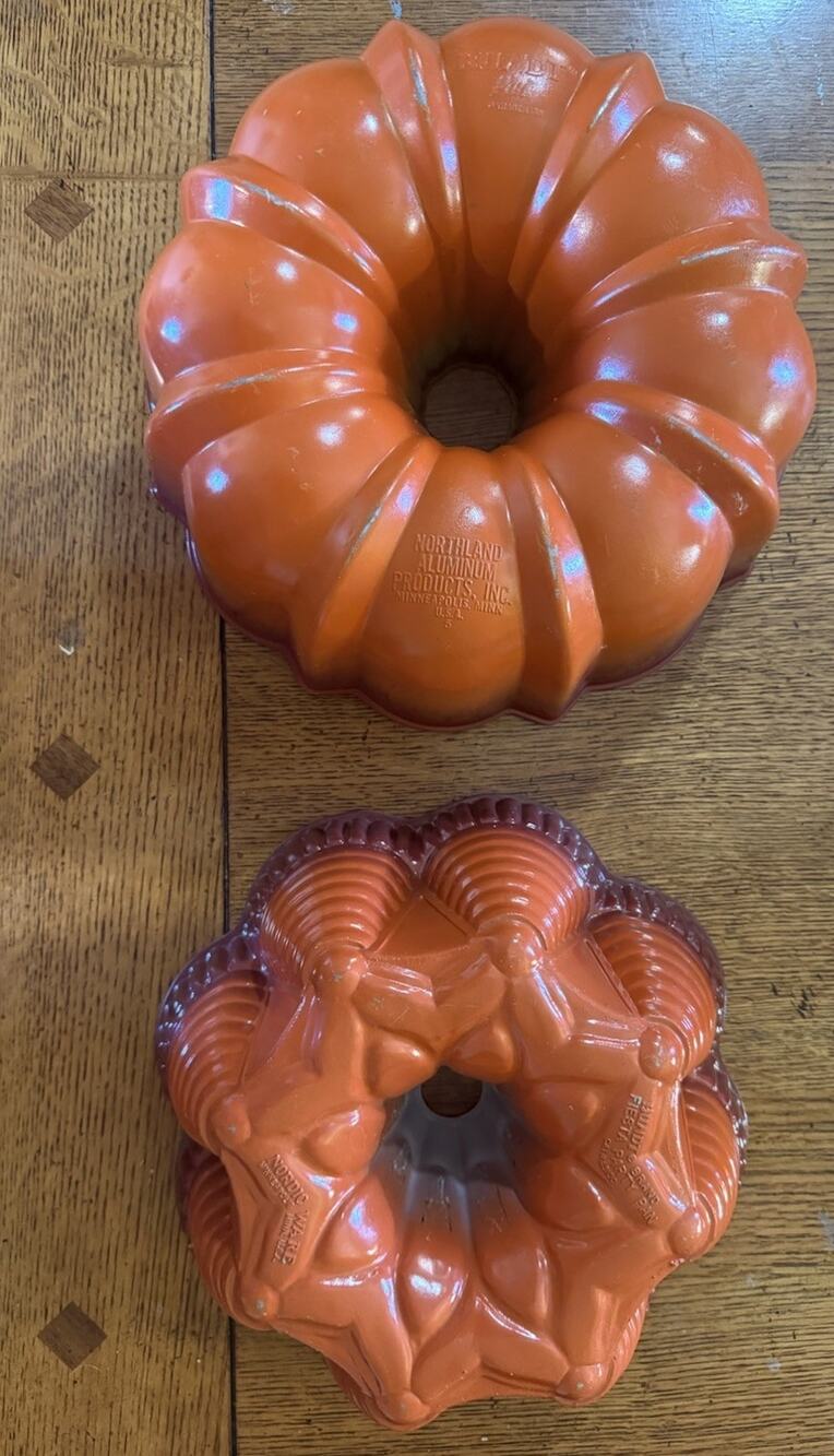 Vintage Nordic Ware/Northland Aluminum Bundt Pans Lot of 2 Orange Fiesta Party